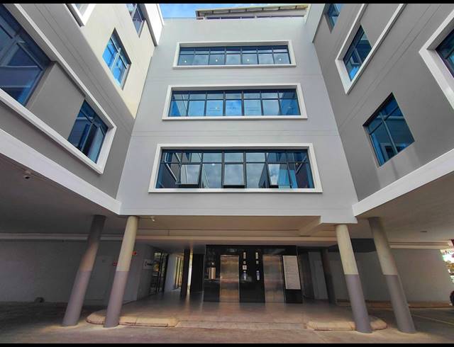 85M² MEDICAL SUITE TO LET IN FOURWAYS